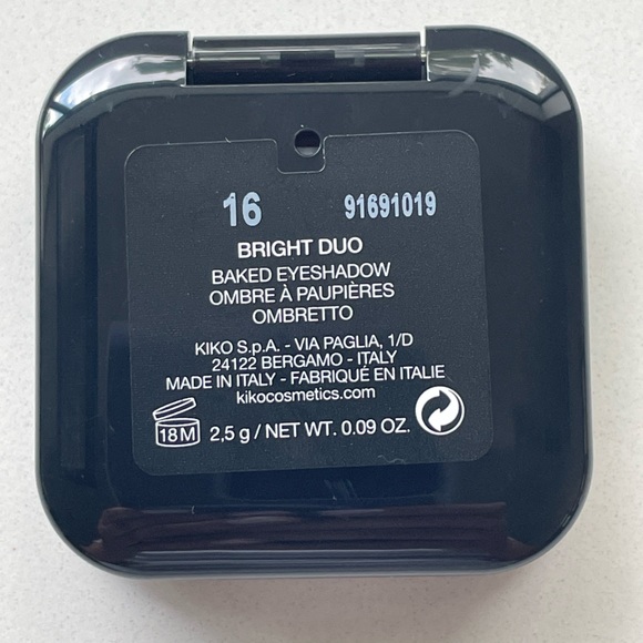 Kiko Milano • Bright Duo Eyeshadow • Pearly Light Mauve / Rosy Gray - Picture 6 of 9